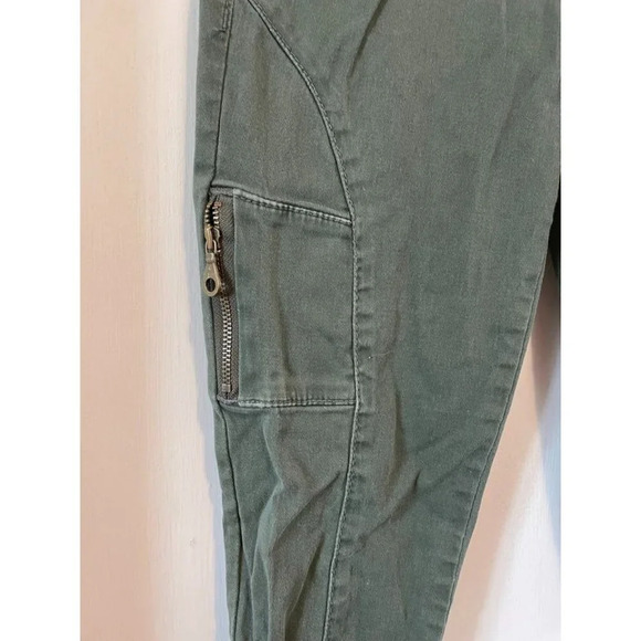 Unionbay Women's Size 1 Green Jeans - Picture 3 of 9